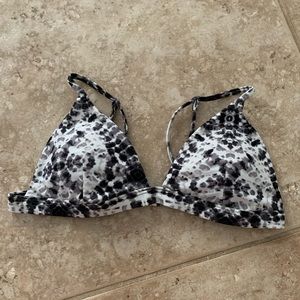 black and white tie dye hollister bikini top